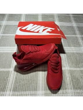 Nike Air Max 270 GS Triple Red Running  Sneakers cw6987-600 Youth 5Y Women’s 6.5